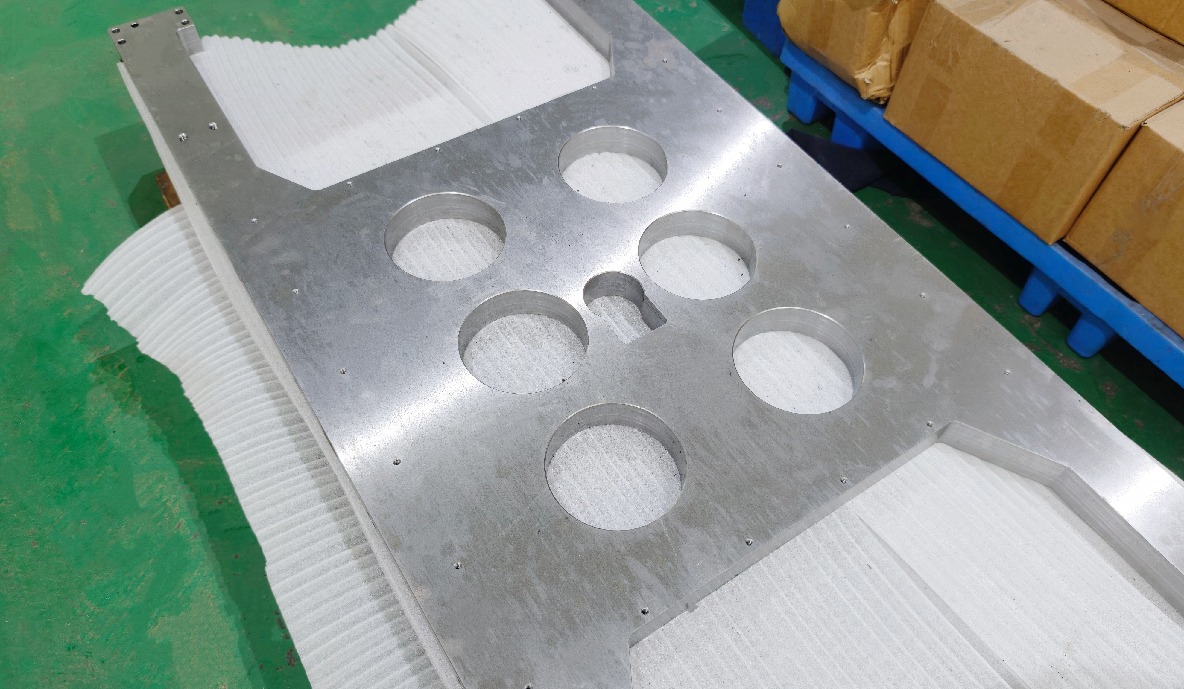 Large scale machined parts